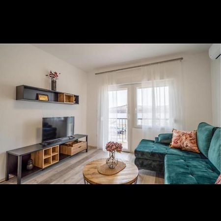 Apartman Jan Karlobag Exteriér fotografie